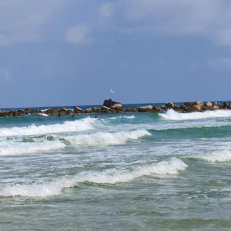 Marina'S Home By The Sea Bat Yam Buitenkant foto